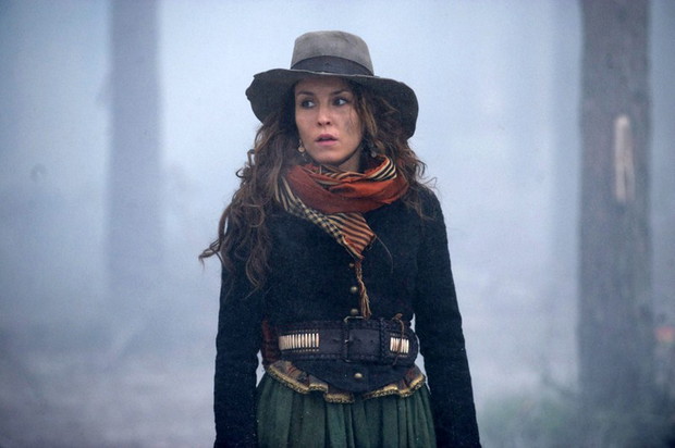 Noomi Rapace - Sherlock Holmes: Gra cieni