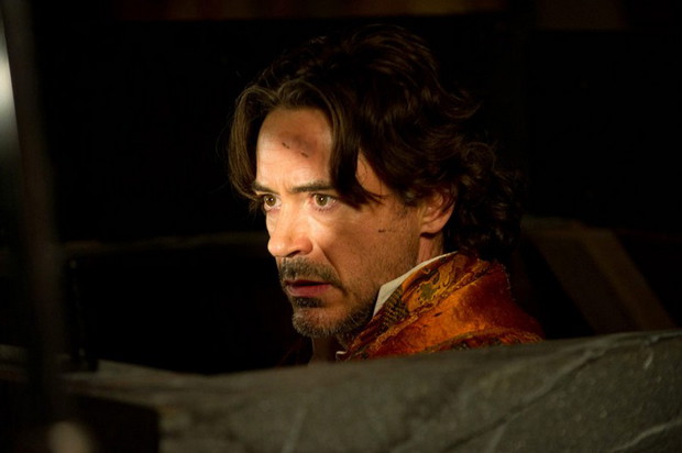 Robert Downey Jr. - Sherlock Holmes: Gra cieni