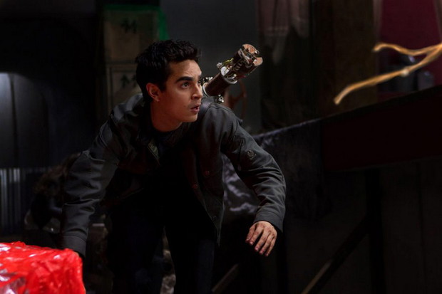 Max Minghella - Najczarniejsza godzina 3D