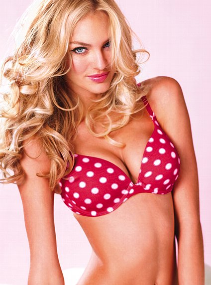 czerwony biustonosz Victorias Secret w groszki