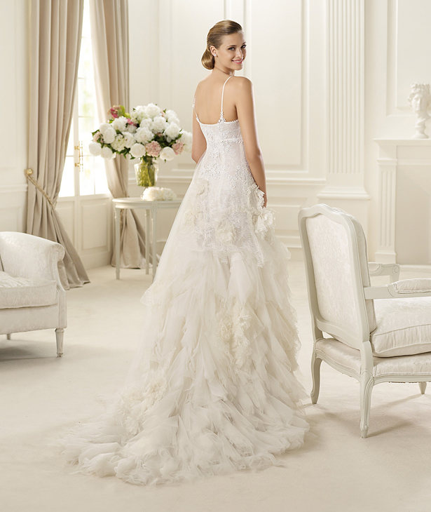 suknia ślubna Pronovias drapowana