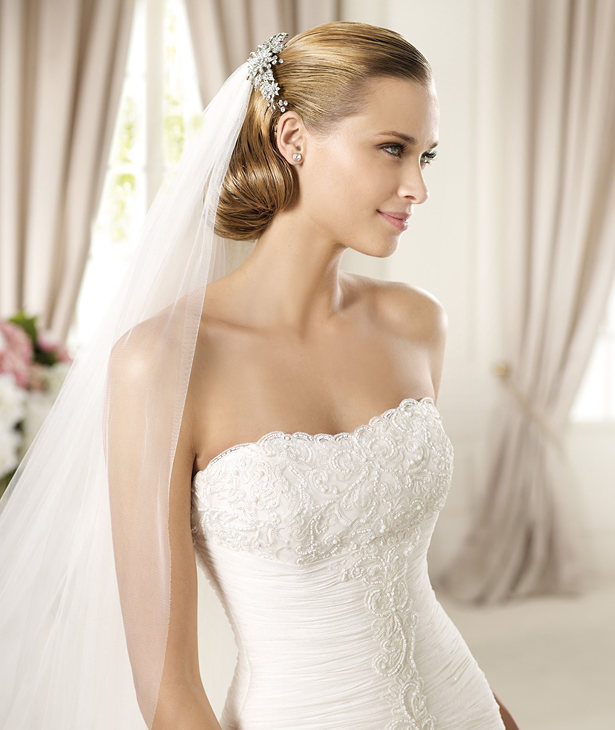 suknia ślubna Pronovias
