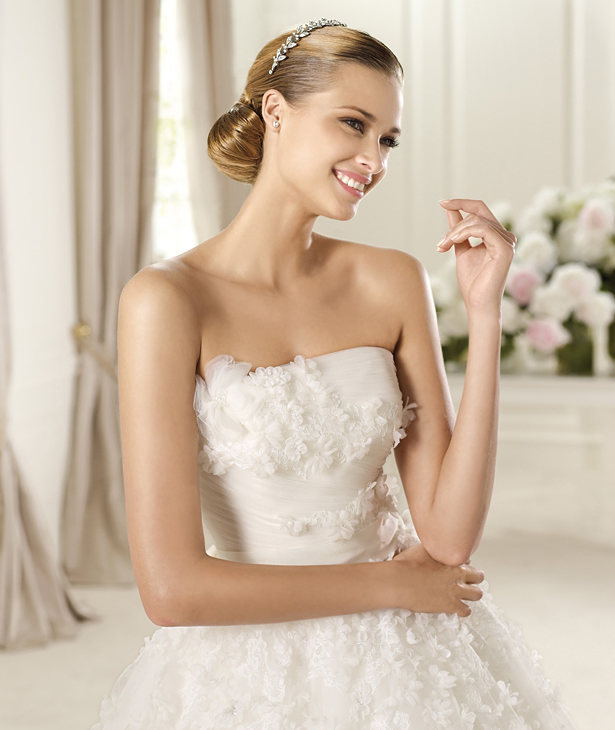 suknia ślubna Pronovias