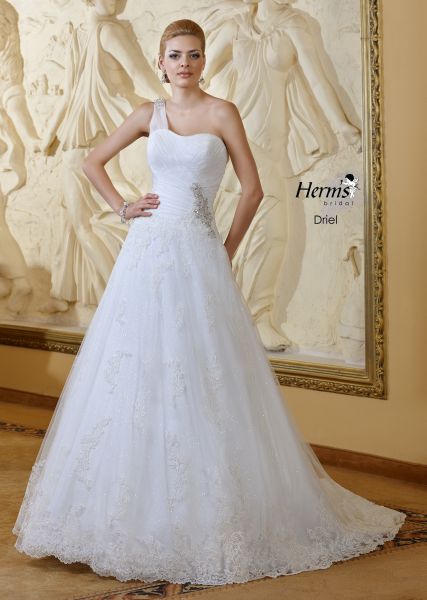 suknia ślubna Herms Bridal na jedno ramię