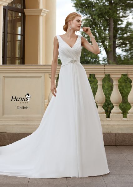 suknia ślubna Herms Bridal na ramiączkach