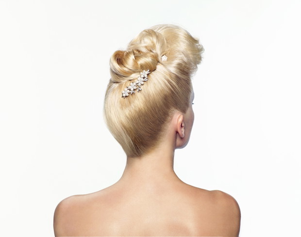 LOreal Professionnel - wysokie upięcie ślubne