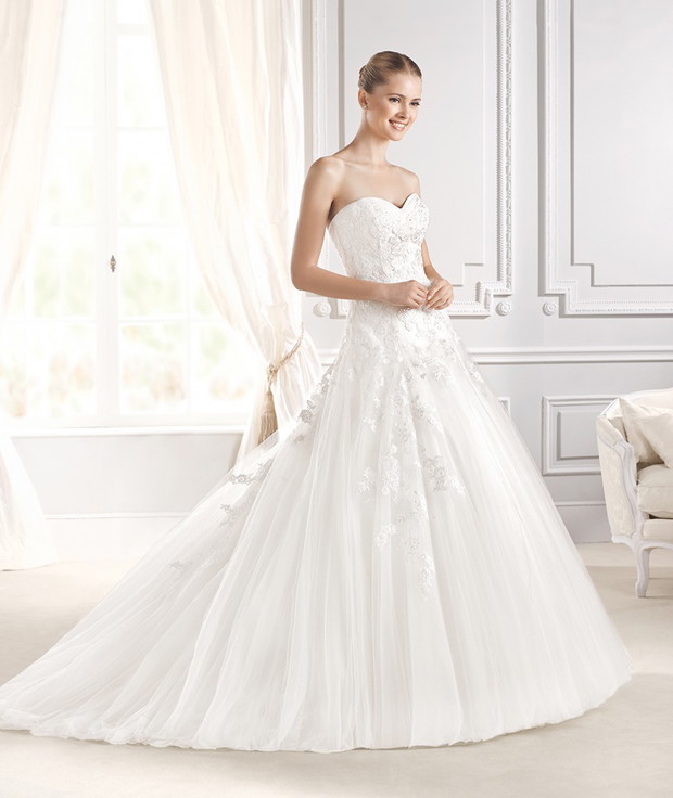 suknia ślubna La Sposa z dekoltem w kształcie serca