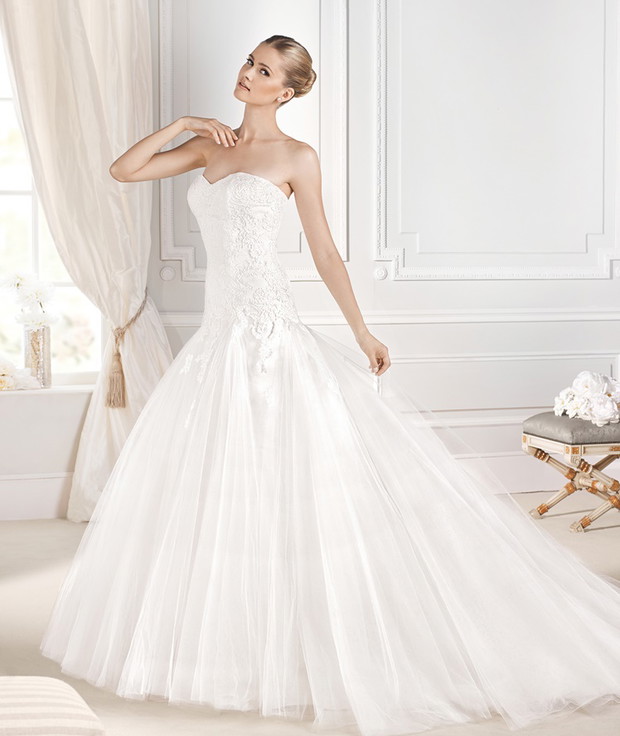 suknia ślubna La Sposa z haftem z dekoltem w kształcie serca