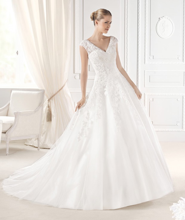 suknia ślubna La Sposa z haftem