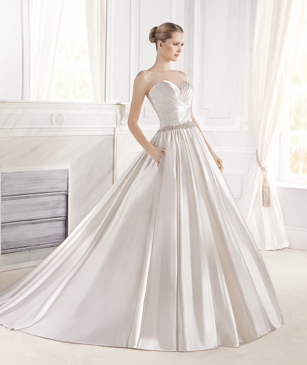suknia ślubna La Sposa z paskiem