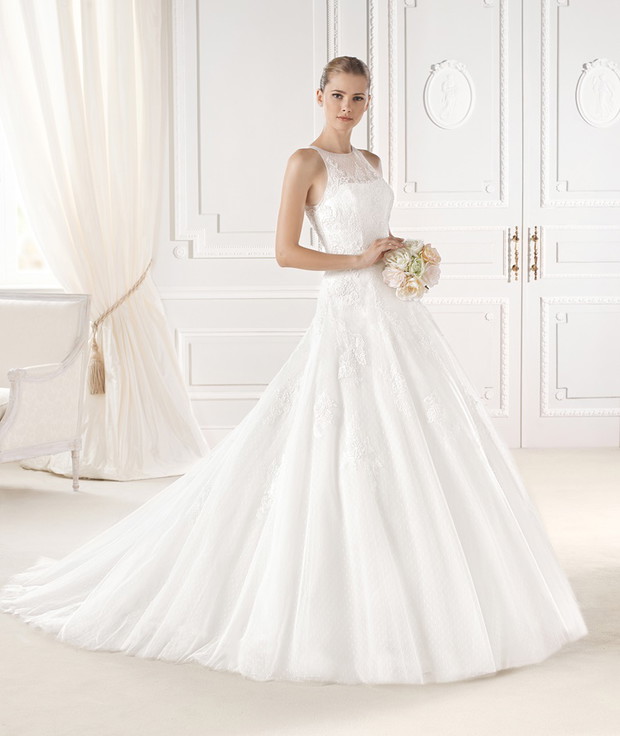 suknia ślubna La Sposa zabudowana