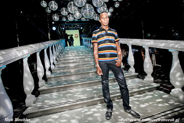 Nick Sinckler - Itakas Holiday Party by Moda&Styl