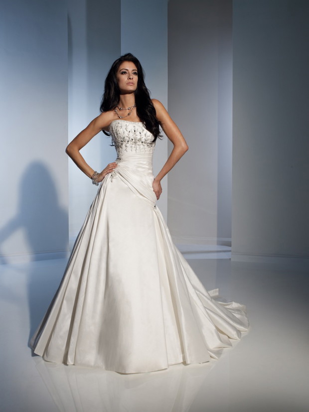 Suknie ślubne Sophia Tolli 2011 - zdjęcie