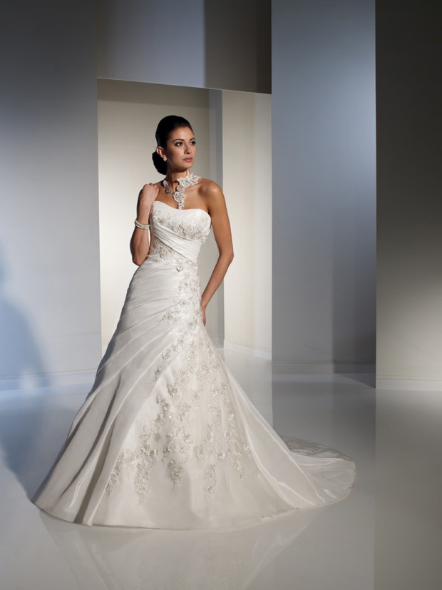 Suknie ślubne Sophia Tolli 2011 - zdjęcie