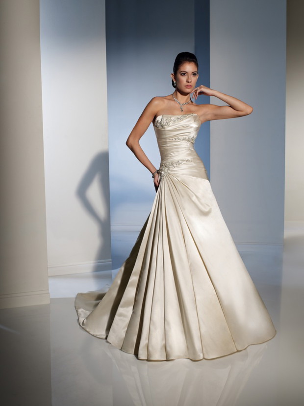 Suknie ślubne Sophia Tolli 2011 - zdjęcie