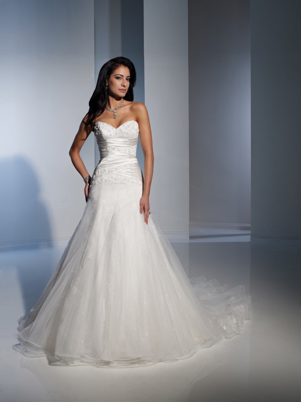 Suknie ślubne Sophia Tolli 2011 - zdjęcie