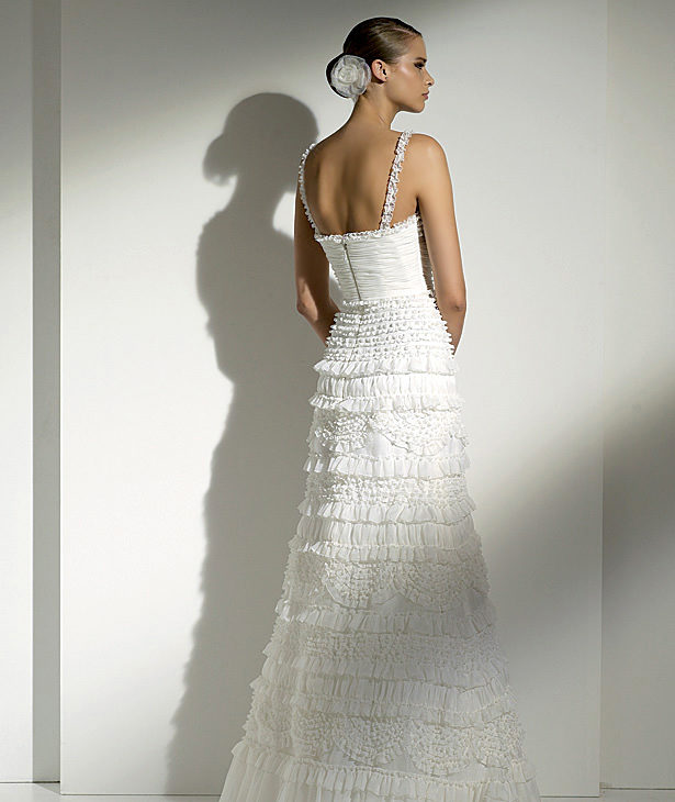 Pronovias suknie ślubne 2010 - zdjęcie