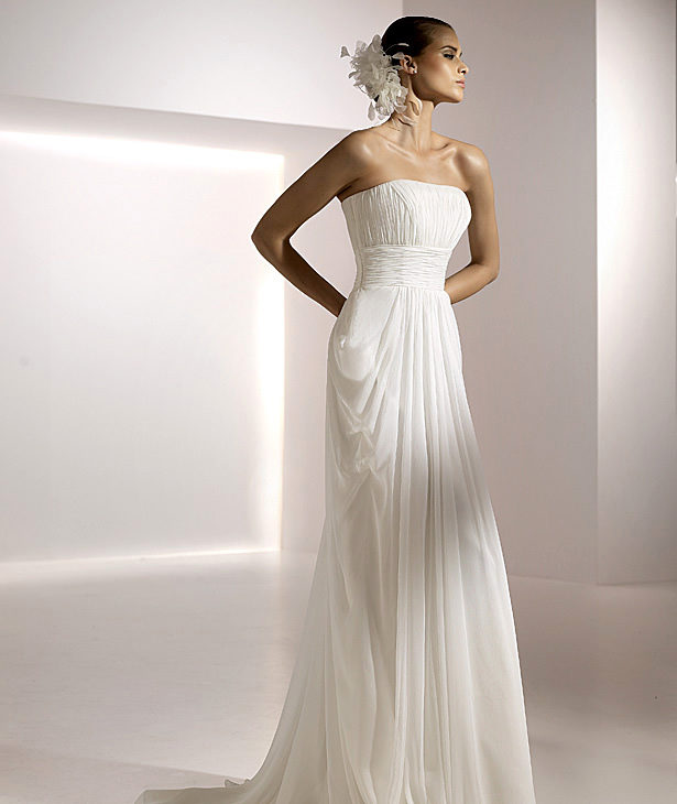 Pronovias suknie ślubne 2010 - zdjęcie