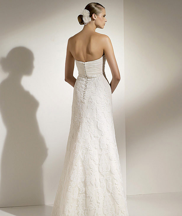Pronovias suknie ślubne 2010 - zdjęcie