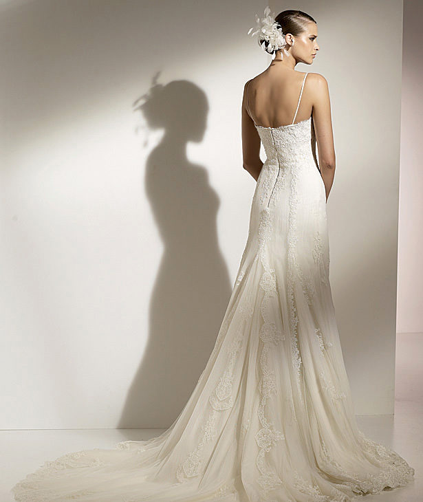 Pronovias suknie ślubne 2010 - zdjęcie