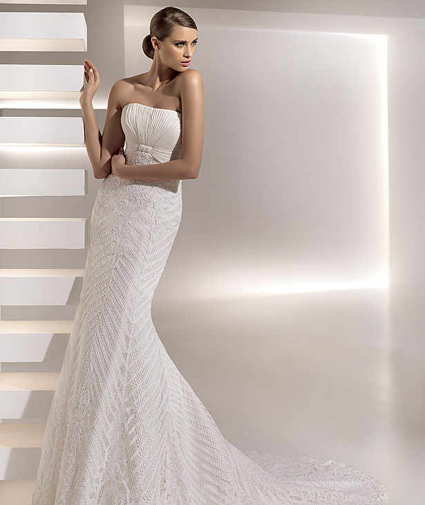 Pronovias suknie ślubne 2010 - zdjęcie