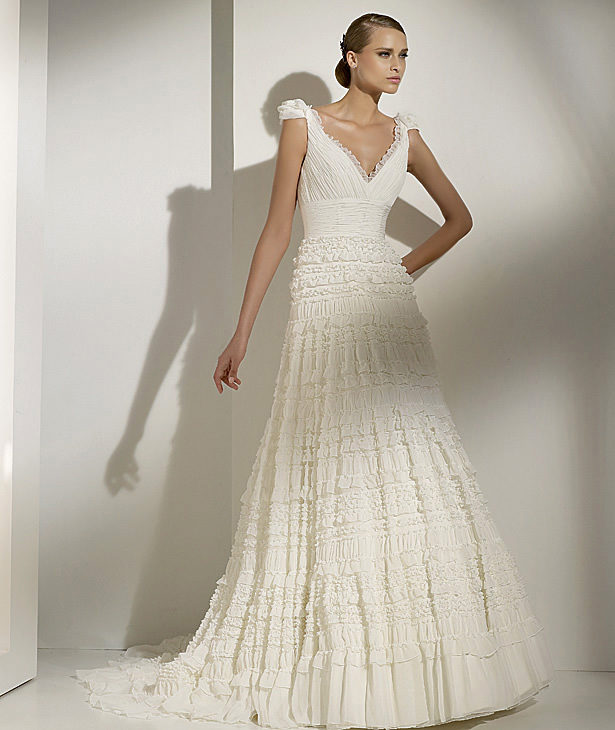 Pronovias suknie ślubne 2010 - zdjęcie