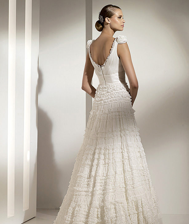 Pronovias suknie ślubne 2010 - zdjęcie