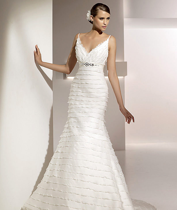 Pronovias suknie ślubne 2010 - zdjęcie
