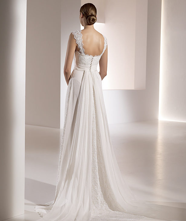 Pronovias suknie ślubne 2010 - zdjęcie