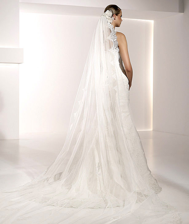 Pronovias suknie ślubne 2010 - zdjęcie