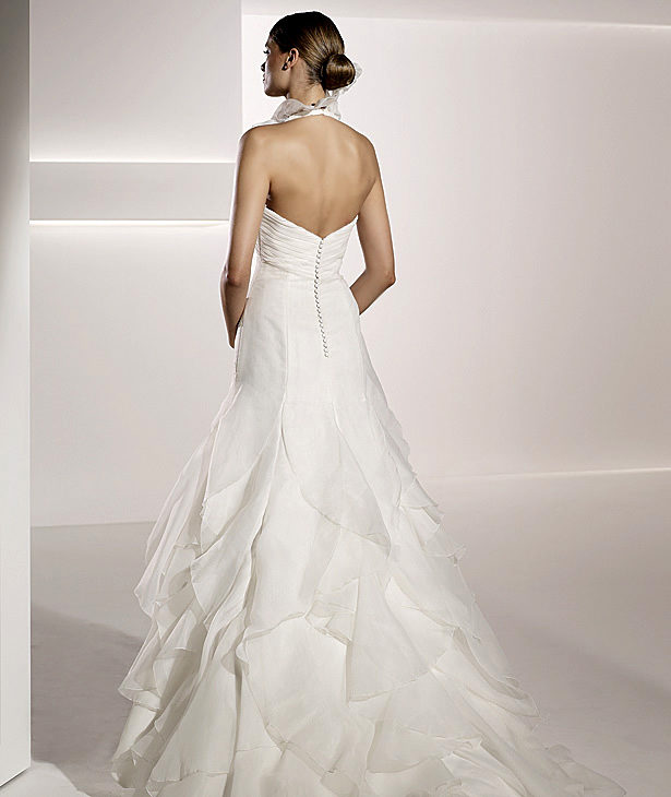 Pronovias suknie ślubne 2010 - zdjęcie