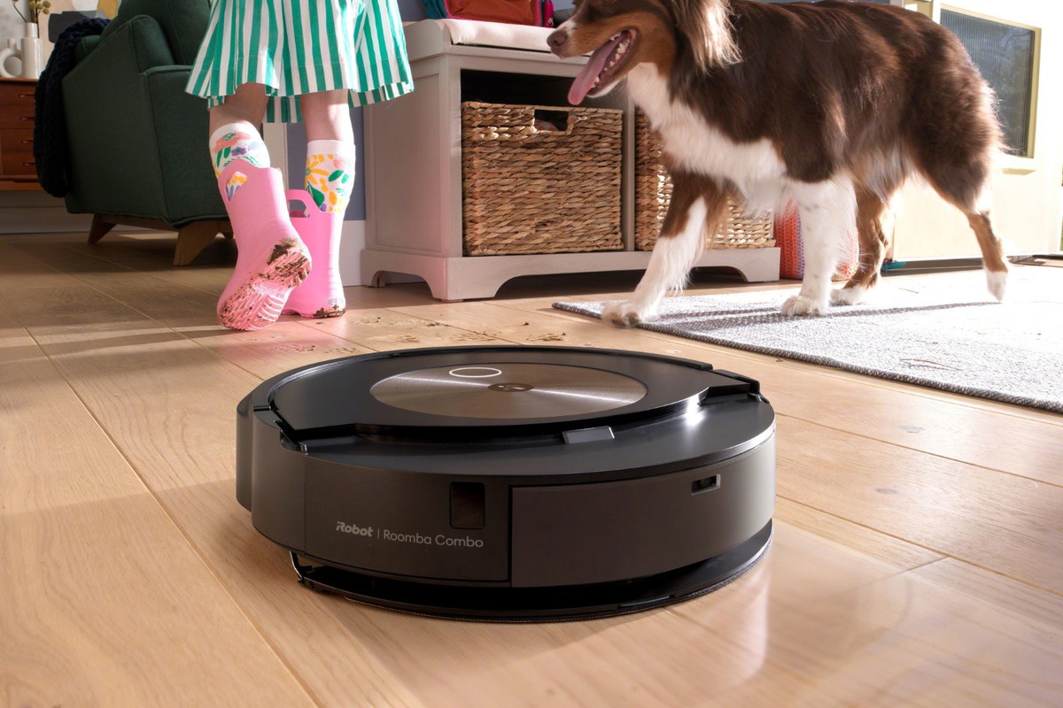 Roomba Cj9+
