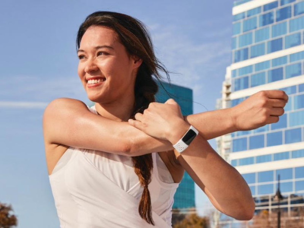 traker-fitbit-2477516-8a63fab