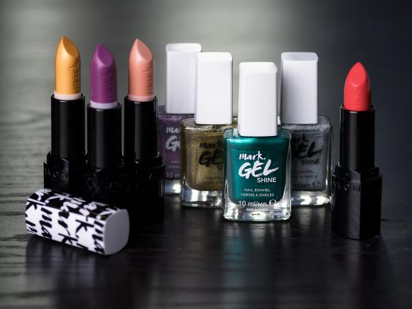 avon-2412111-fa9a7b5