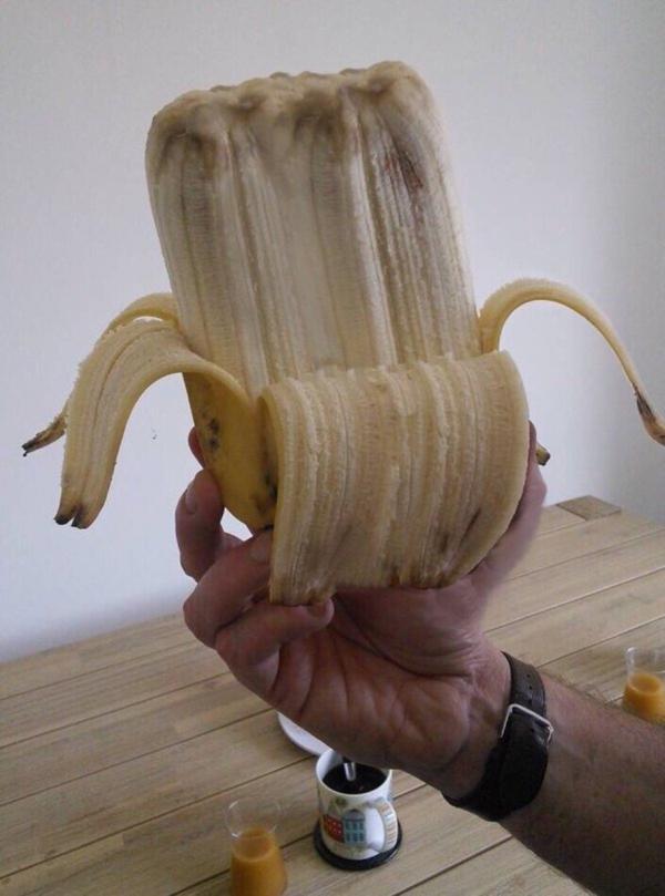 dziwny-banan-2339536-2515a5f