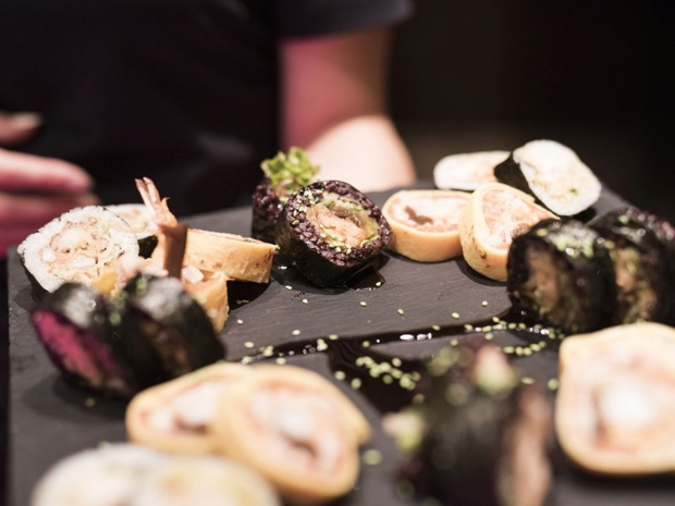 wabu-sushi-bar-2331945-8b0882a