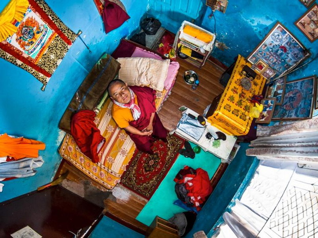 pema-22-lata-kathmandu-nepal-2329711-d26df86