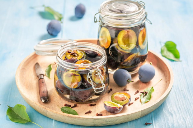 sliwki-w-zalewie-octowej-2440825-9022f7d