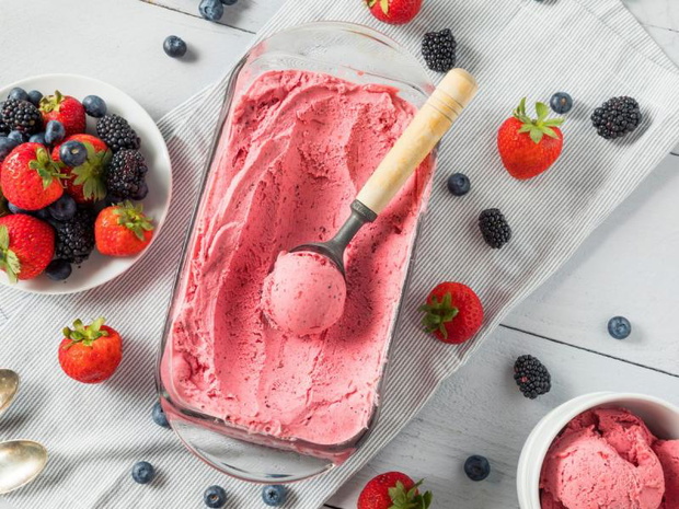 domowe-lody-truskawkowe-z-mascarpone-2513658-190db48