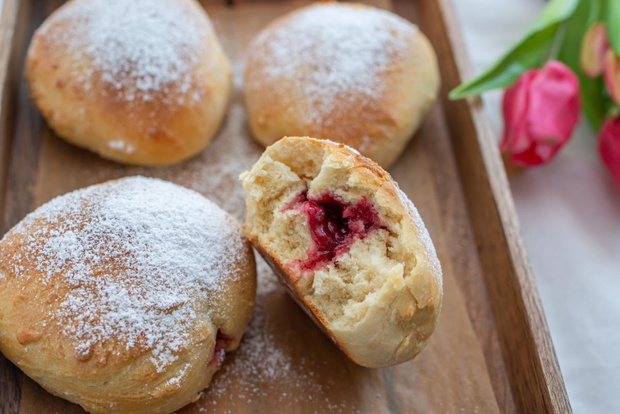drozdzowe-paczki-z-piekarnika-2465864-70efea5