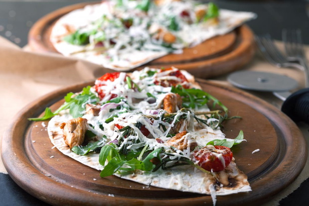 dietetyczny-obiad-dietetyczna-pizza-z-tortilli-2494143-862756f