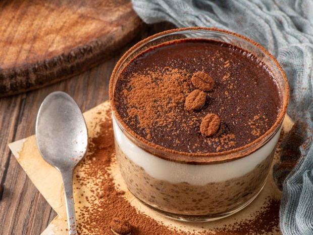 nasiona-chia-z-jogurtem-a-la-tiramisu-2523428-5847ff0