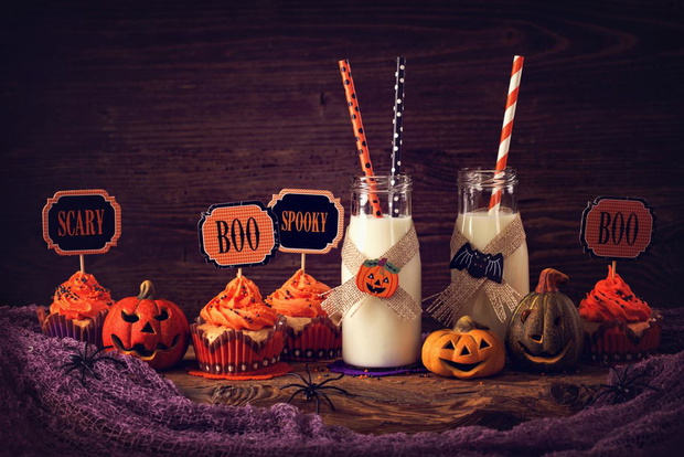 dekoracje-na-halloween-slodycze-2475208-2d0fda7