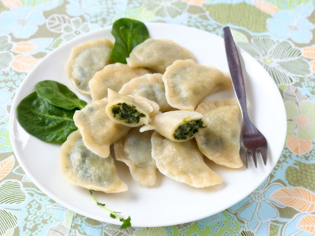 pierogi-ze-szpinakiem-2453548-41401a2