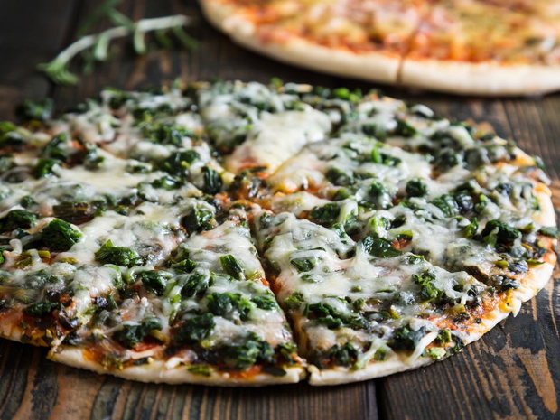 pizza-ze-szpinakiem-2453545-c87e660
