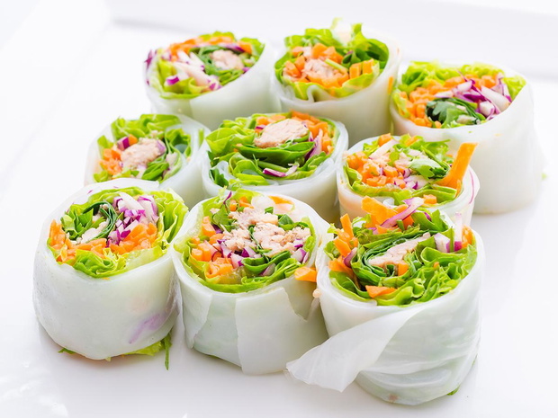 spring-rolls-z-kurczakiem-2467564-16bf3ed