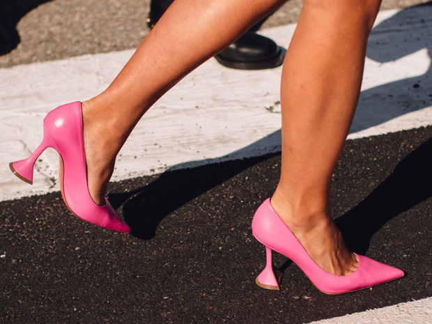 jak-ozdobic-buty-buty-neonowe-diy-2487258-b2ed1d0