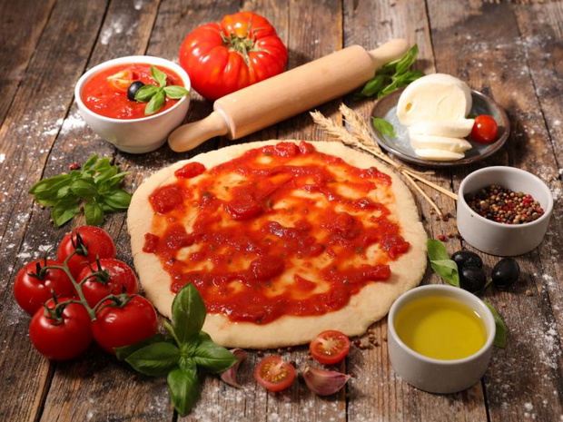 sos-do-pizzy-ze-swiezych-pomidorow-2494585-c0c6099