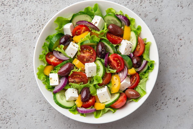 dieta-srodziemnomorska-salatka-grecka-2509593-549a86b