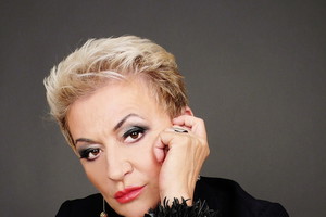 książka SINGIELKA I OTELLO. NA ZAKRĘCIE Hanny Bakuły